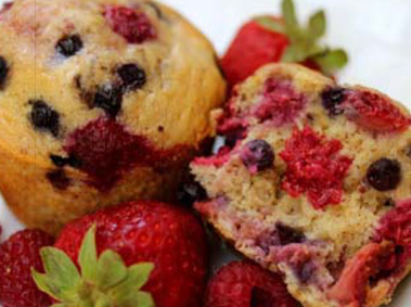 Strawberry_Blueberry_Muffin